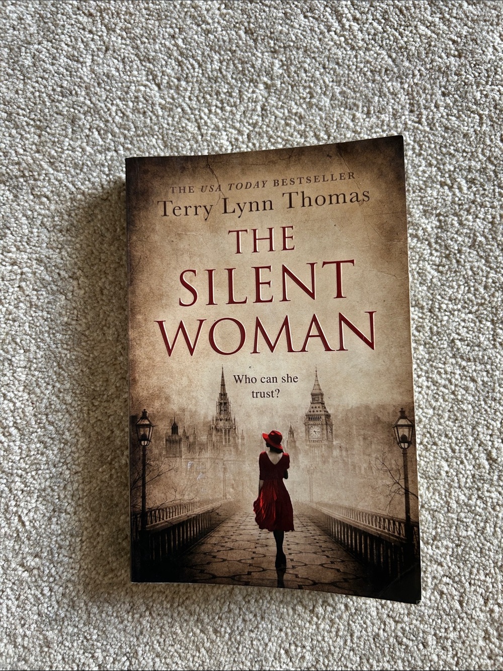 4 for 25$ 📚The Silent Woman by Terry Lynn Thomas